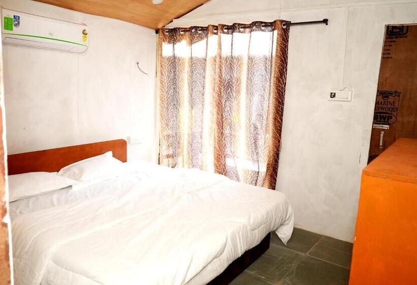 Номер Deluxe Вид на Море с Балконом, Om Beach Resort