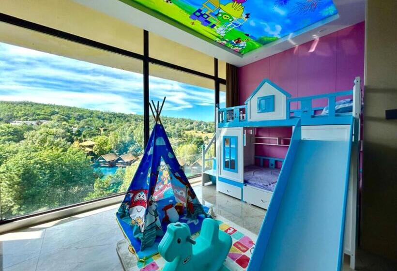 Семейный Номер Deluxe, Rainbow Valley Hot Spring