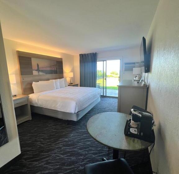适合残疾人士使用的带超级大床的标准间, The Beach Haus Resort