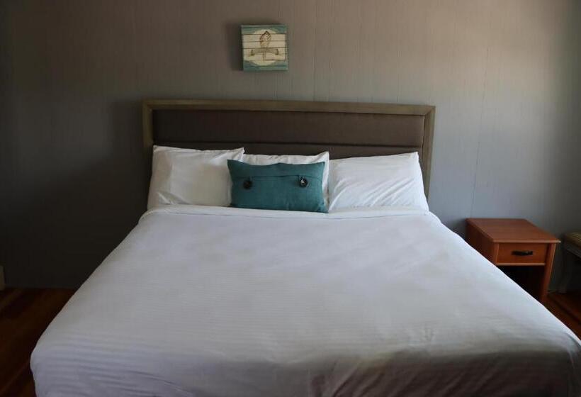 Дом 4 Спальни, Sea View Motel