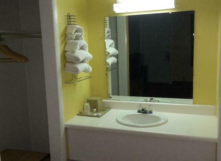 Номер Стандарт, Super 7 Motel