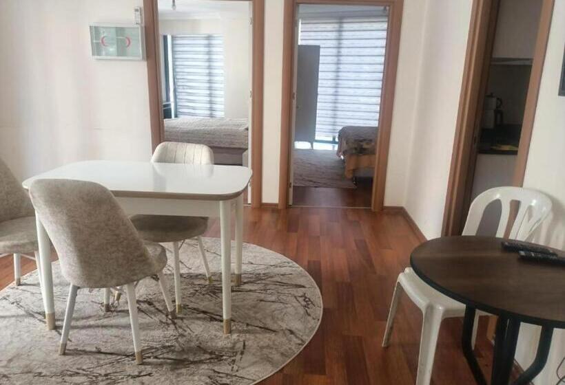 Апартаменты 2 Спальни, Old Town Grand Apart
