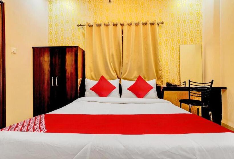 Трехместный Номер Классика, Oyo Hotel Darshini