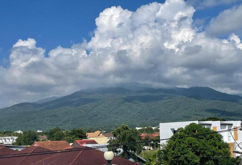 Номер Deluxe с Балконом, Sky View Home And Hostel Chiangmai