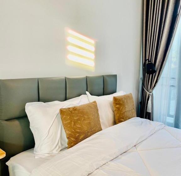 Номер Deluxe с Балконом, Sky View Home And Hostel Chiangmai