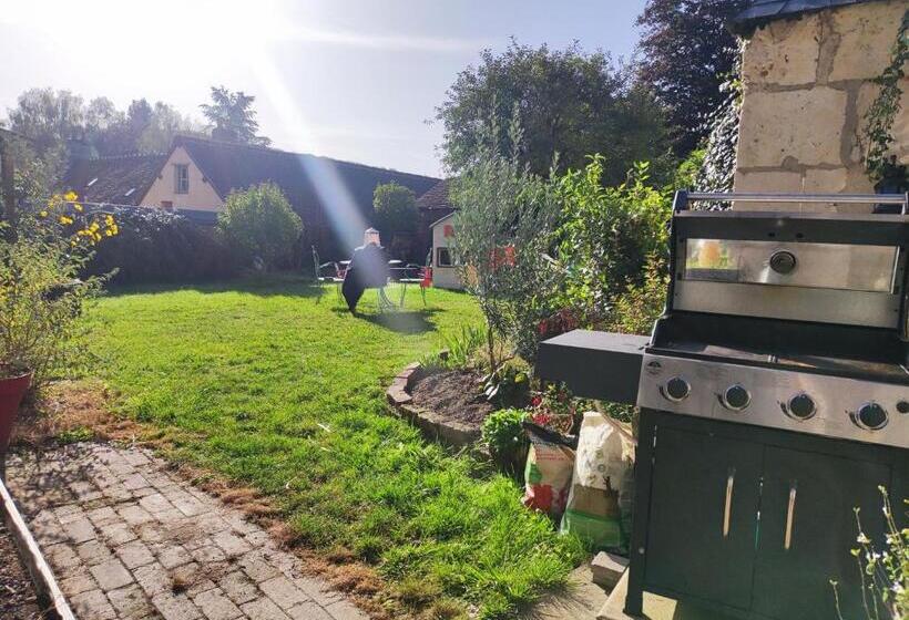 Дом 1 Спальня, Gîte De La Vallée à Courdemanche Sarthe