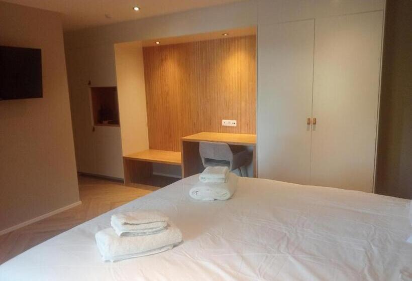 标准间, Dionbulles & Dionlodge Guesthouse, Private Wellness Pool In Option