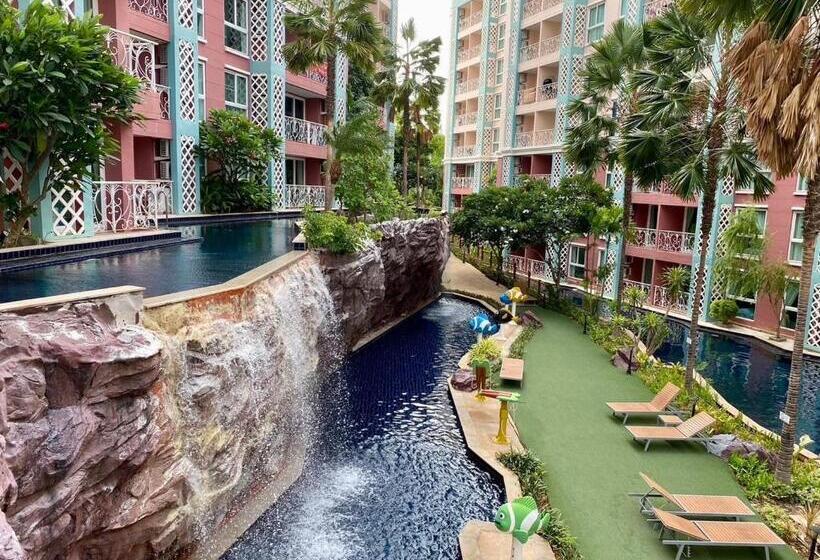 Апартаменты 1 Спальня Вид на Бассейн, Grande Caribbean Condo Resort Pattaya G2008