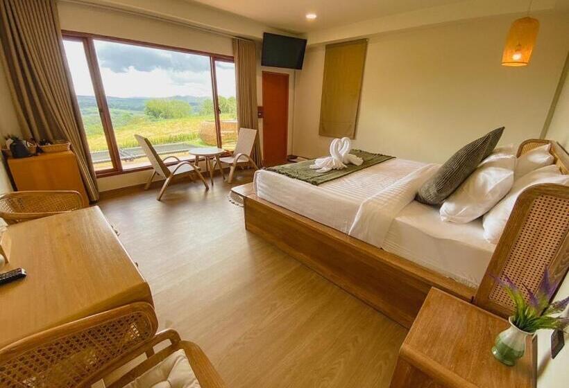 سوییت, Cirrus Valley Hill Resort