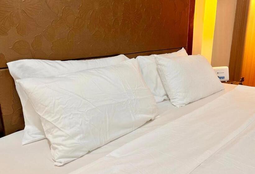 Люкс Повышенной Комфортности, Newport Hotel Near Naia Manila Airport Terminal Pasay