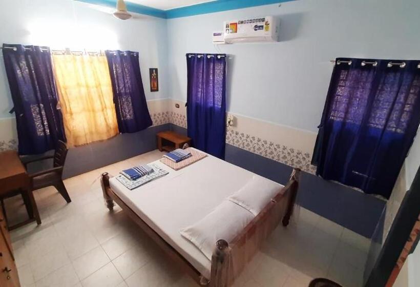 标准间, Sai Homes Chidambaram