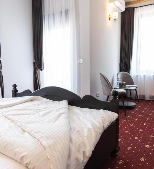 Номер Стандарт с Балконом, Villa Harry