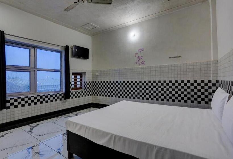 三人经典房间, Oyo Hotel Dream