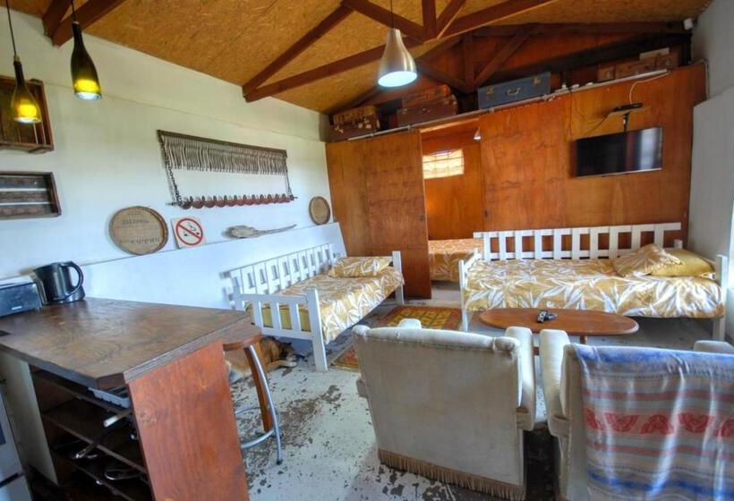 Семейный Номер, Suntouched Inn