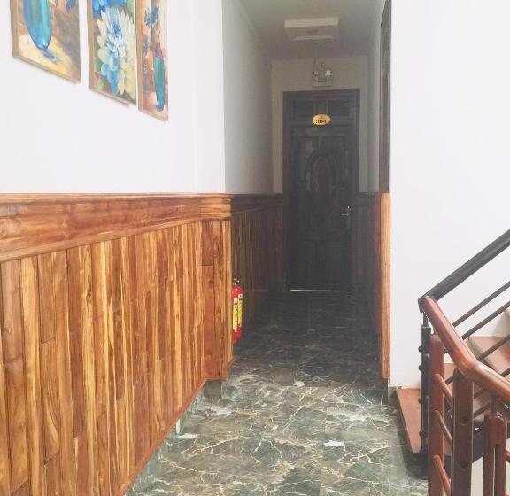 اتاق لوکس, Duy Nhất 2