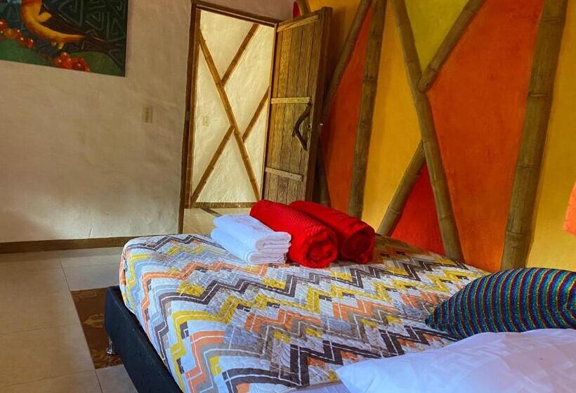 Номер Стандарт, La Greca   Casa De Paz