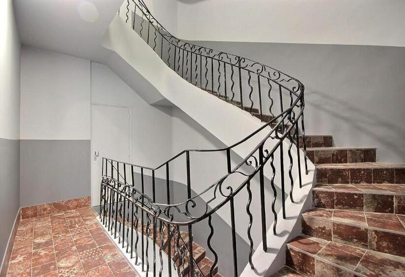 Апартаменты 1 Спальня, Les Toits Du Vieux Port