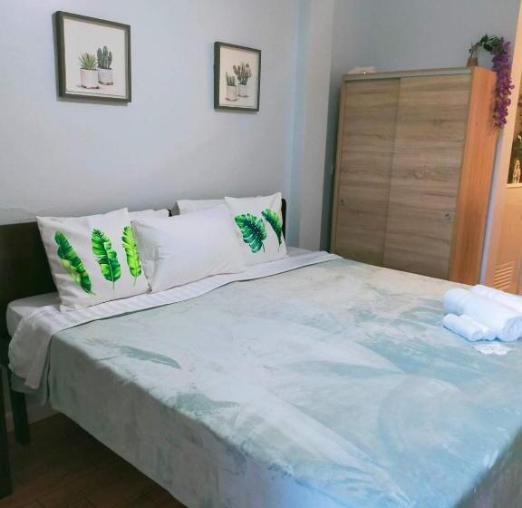 스탠다드 룸 킹사이즈 침대, Point Gate Inn