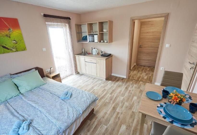 Апартаменты 1 Спальня Вид на Сад, Thermal Apartman   Fsz