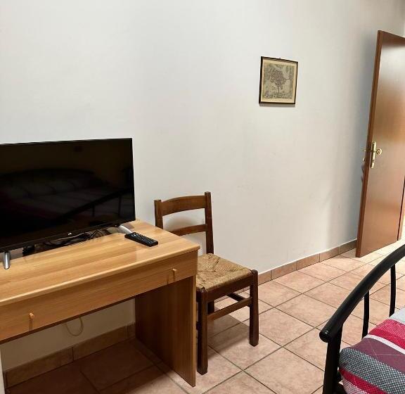 Номер Стандарт Трехместный, Agriturismo La Rasdora