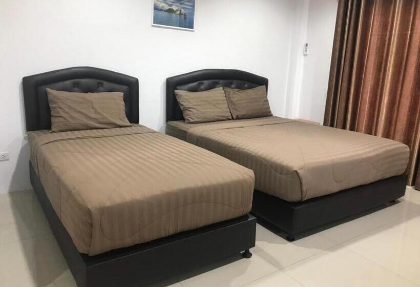 디럭스 룸, Piman Inn Grand