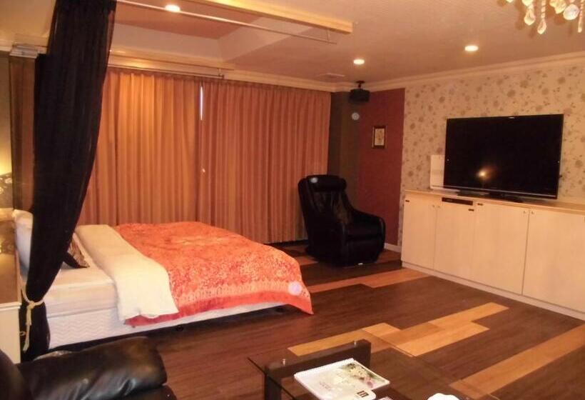 Номер Deluxe Кровать Кинг, Sari Resort Kashiba