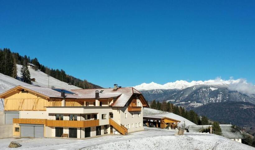 Апартаменты 1 Спальня, Almresidenz Unterrain Zum Hartl  1 Km By Car Distance Ski Slopes Kronplatz