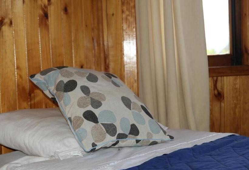 اتاق لوکس, Hostel El Alcazar