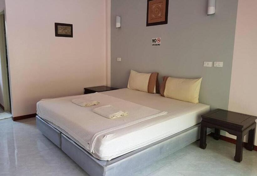اتاق سوپریور, Khaolak Summer House 2