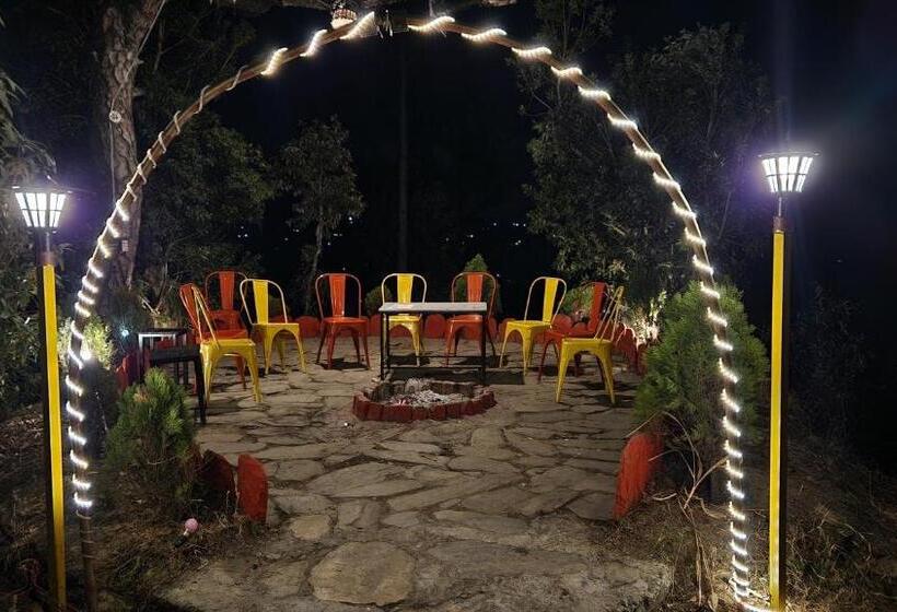 可观山景的小型套房, Neelkanth Retreat Mukteshwar