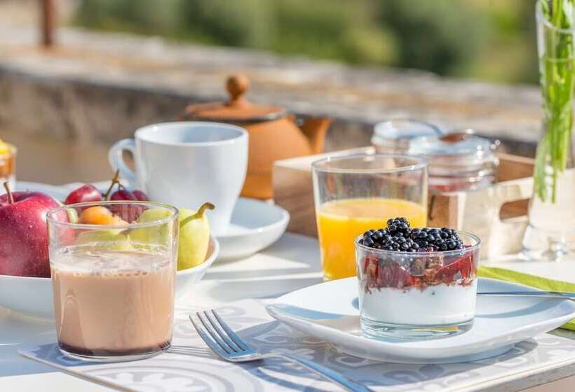 سوییت جونیور, Cas Cabo Nou Agroturismo Adults Only
