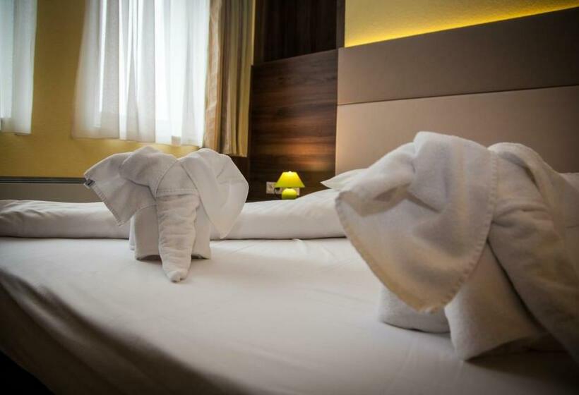 اتاق استاندارد, Jade Hotel Ezüsthíd
