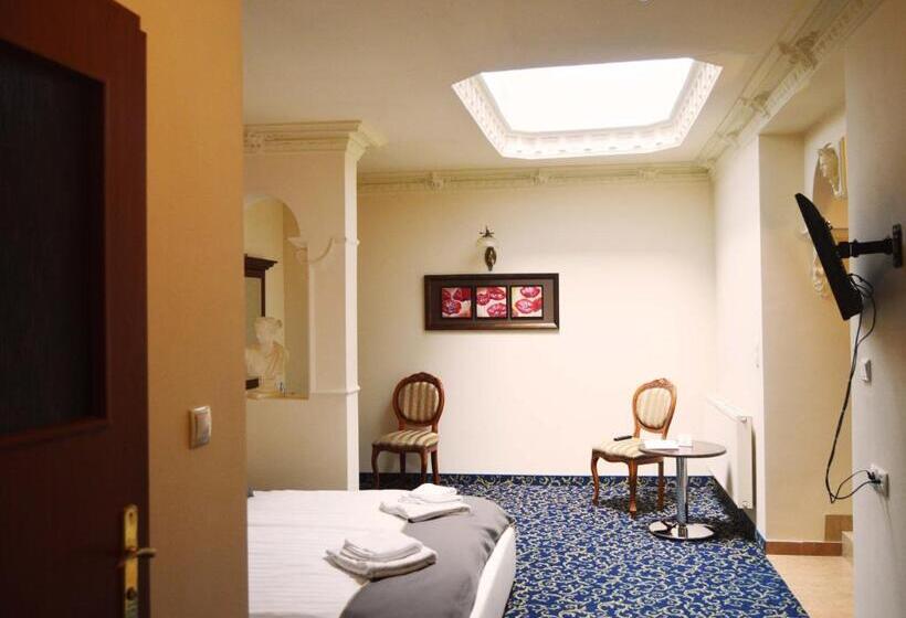 ハイドロマッサージバス付きスイート, Venecia Palace