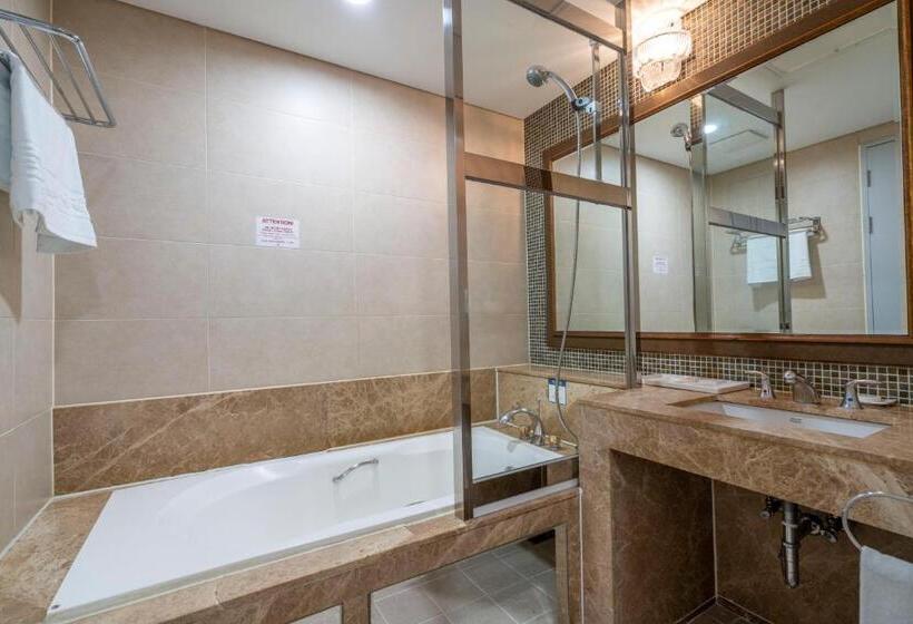 스위트, Centum Convention Hotel In Centum