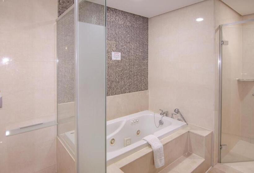 침실 2개 스위트, Centum Convention Hotel In Centum