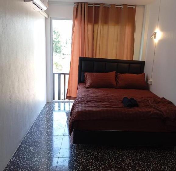 Номер Стандарт, Yok Guest House
