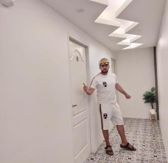 Номер Стандарт, Yok Guest House