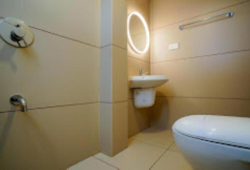 스위트, Fern Tree Resort Kerala