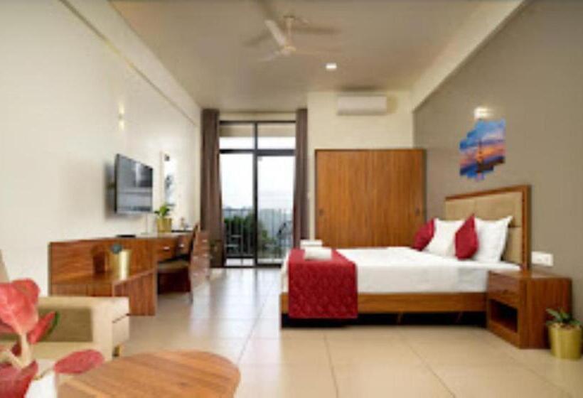 스위트, Fern Tree Resort Kerala