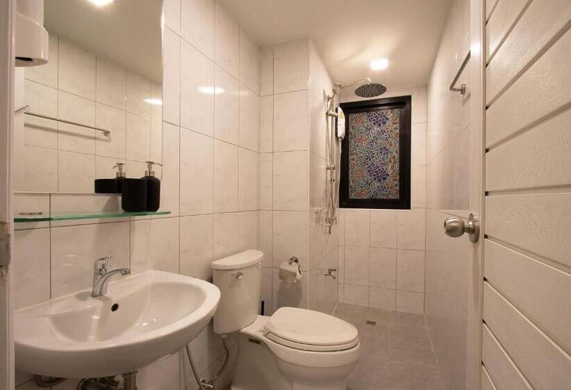 Студия Стандарт, Gate78 Hostel Maephim Beach
