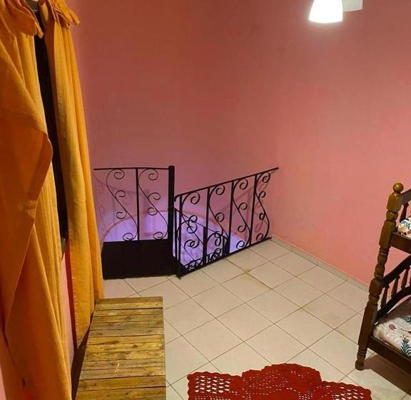 공동 객실, Hostel Casa Jambo Guaruja Para Mulheres