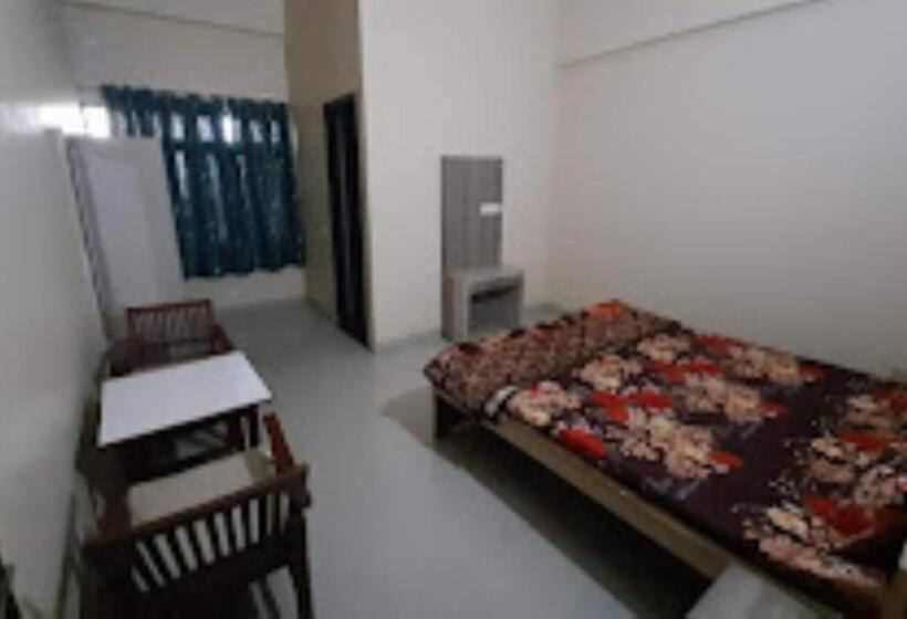 标准间, Vinayak Grand , Akbarpur