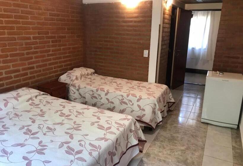 标准三人间, Santo Sol Suites