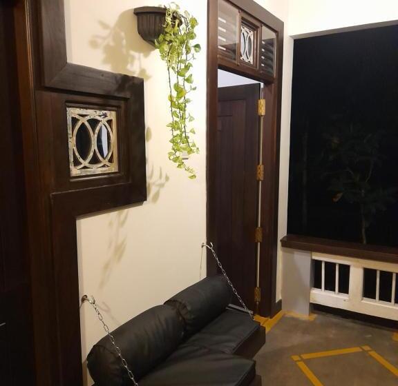标准间, Villa Gady