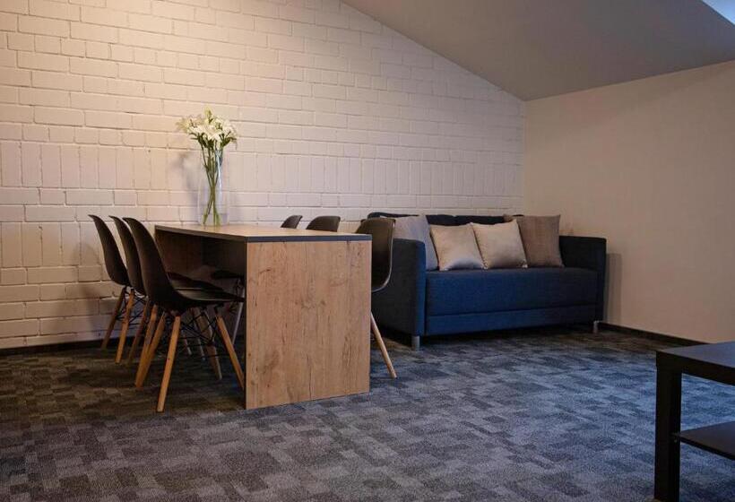 سوییت خانوادگی, Loft Inn Self Check In