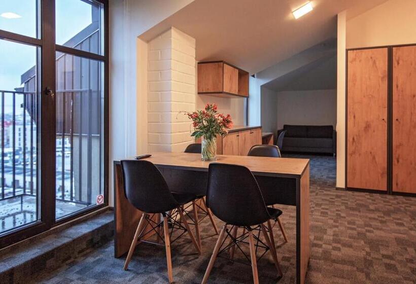 اتاق لوکس چهار تخته, Loft Inn Self Check In