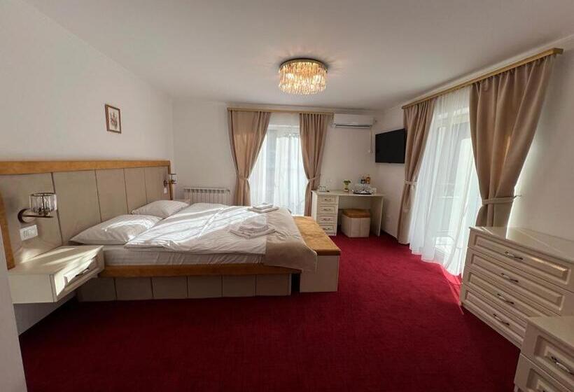 חדר דלוקס לשלושה, Parc Pini Resort