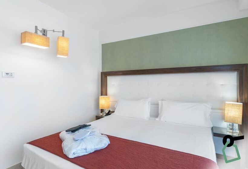 Семейный Номер, Hotiday Room Collection   Otranto