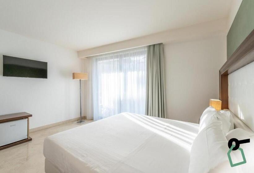 Семейный Номер, Hotiday Room Collection   Otranto