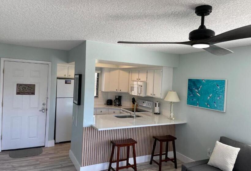 Апартаменты 1 Спальня Нижний Этаж, Ocean Village Club B 17